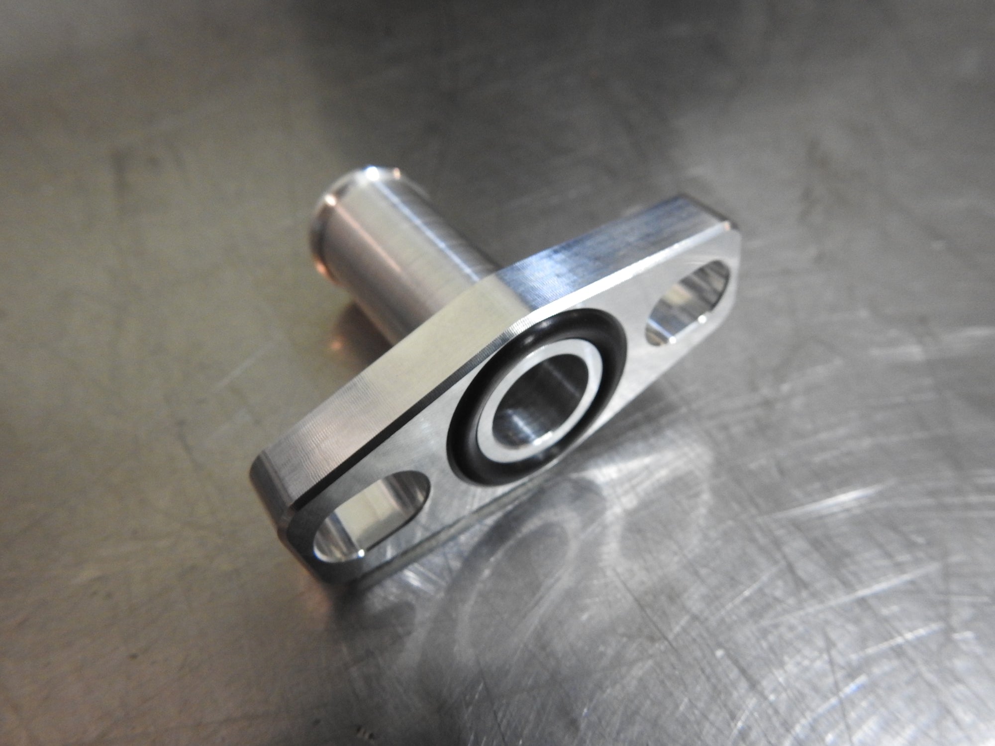 Turblown Engineering EFR 5/8 Barb Oil Drain Flange